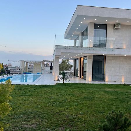 White House Erivan Exterior foto